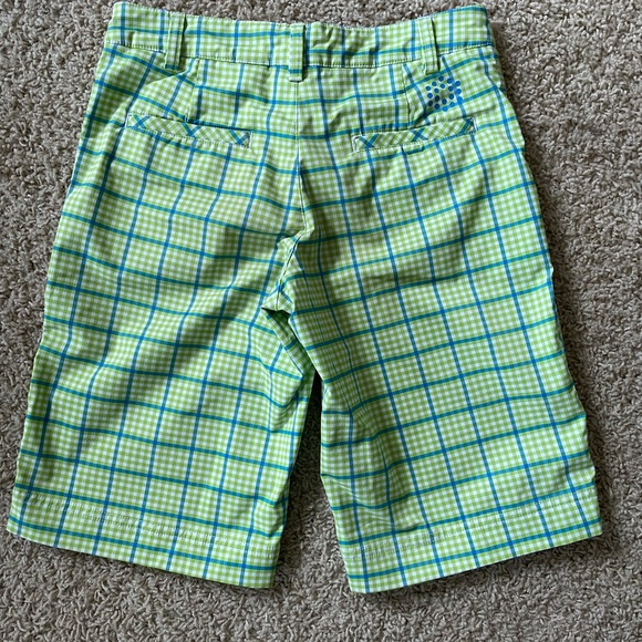 Boys Puma Golf Shorts - Size S - Picture 2 of 4